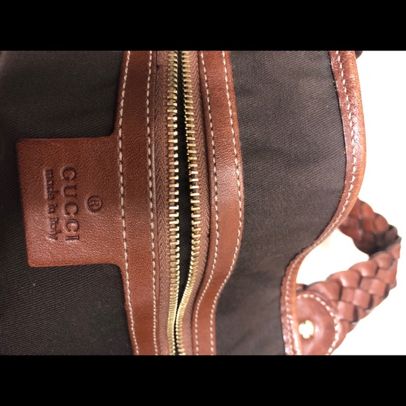 Authentic Gucci hobo bag with classic "GG" print. - Picture 4 of 5